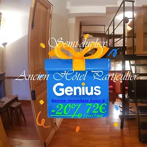 Semi-duplex Ancien Particulier Apartment